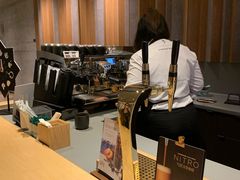 -星巴克臻选(济南恒隆店)