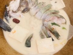 -云中鱼蒸汽石锅鱼(川沙百联店)