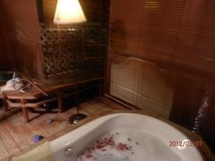 Nana海风房的超大浴缸，干净且放水快~-娜娜度假小旅馆