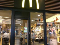 -麦当劳(海岸城店)