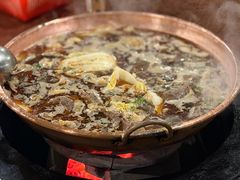 -朝伟清真铜瓢牛肉馆(三十年老·店)