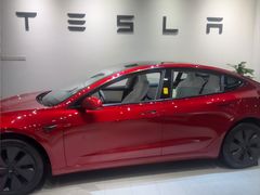 -TESLA 特斯拉(北京颐堤港体验店)