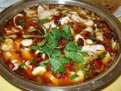 -鑫巴蜀小镇 · 水煮鱼专研店(玉桥店)