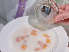 -燕庭·纯燕窝·甜品下午茶(南京西路店)