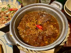 -Cuc Gach Quan Restaurant