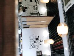 -黄桷树曹家私房菜(江与城店)