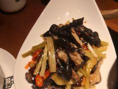-黑鸡小馆(金源店)