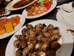 -四海一家自助餐(益田假日广场店)