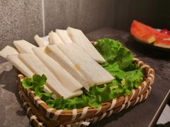 -湊湊火锅·茶憩(杭州湖滨银泰in77店)
