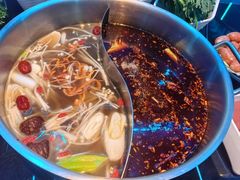 -唯爱KTV聚会餐厅(仙林东城汇店)