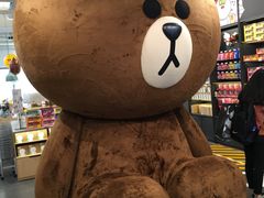 -LINE FRIENDS Garosu-gil Flagship Store