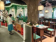 -荷塘秋月·本帮江浙菜(国权路店)