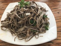 -溢心园香河肉饼总店