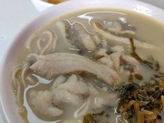 招牌黄鱼面-明呈黄鱼面馆(斜土路店)