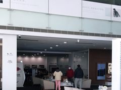 -百联沪通凯迪拉克4s店