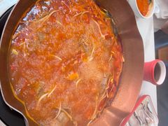 -毛辣果·贵州红酸汤牛肉火锅(西单店)
