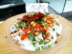 -明艳安顺小裹卷(小锅凉粉.酸汤饭.虎门巷店)