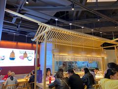 大堂-八二小区抄手(龙湖上城天街店)