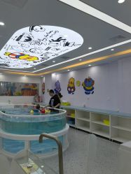 -熊小米专业儿童游泳馆