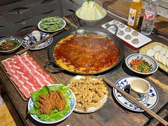 -旧街市鲜货老火锅(大光路店)