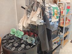 -玫瑰咖啡(中山六路店)