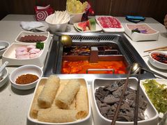 -海底捞火锅鲜切牛肉主题店(长寿路店)