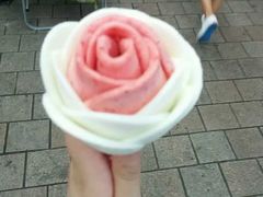 花朵冰淇淋-明洞小吃部