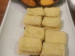 黄金爆浆豆腐-云海肴·汽锅鸡·云南菜(美罗城店)