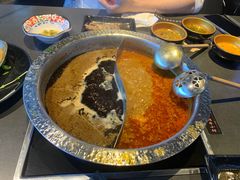 -牛武士寿喜烧·和牛火锅自助(全球首店)