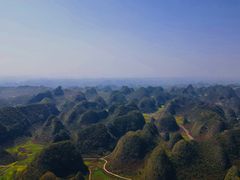 -高荡千年布依古寨旅游景区