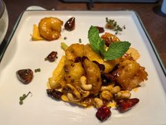 -映水芙蓉(长宁来福士店)