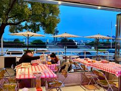 -肥小宝·金牌油焖大虾(襄阳龙虾地标店)