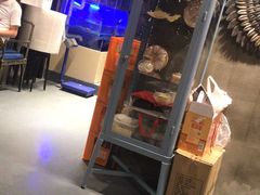 -臻鲜燕海鲜融合餐厅(金陵style店)