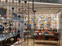 -VENCHI 闻绮(广州太古汇店)