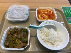 -老乡鸡(西岸凤巢店)