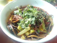 -美食村花园餐厅