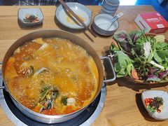 -野山舂·贵州现舂酸汤牛肉(东山店)