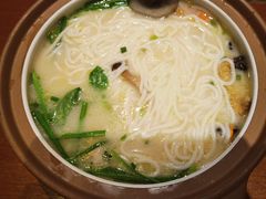 -云海肴·汽锅鸡·云南代表菜(天山百盛优客店)