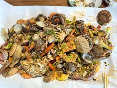 -东来菜馆•手抓海鲜家常菜•海鲜锅贴(鸽子窝店)