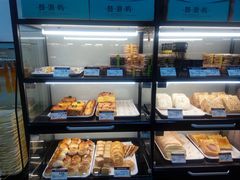 面包甜点陈列柜-南京工业大学-东苑1食堂