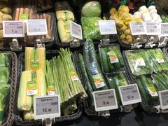 -中百仓储超市有限公司(越秀星汇维港店)