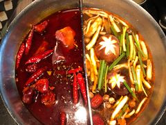 -湊湊火锅·茶憩(新中关购物中心店)