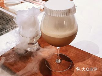 晴有光，雨有影。 光影之间，各有各自生动。 