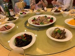 -山明水秀大饭店