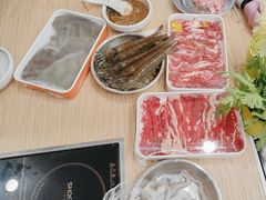 -杨老板·海鲜集市火锅·鲜切牛肉(中防万宝店)