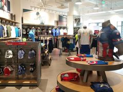 -UNDER ARMOUR(新燕莎奥莱店)