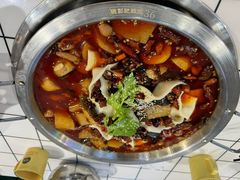 -晓彭肥肠鸡·泡椒鸡火锅(水木天地店)