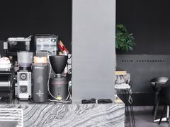 景观位-UNI UNI(环亚凯瑟琳店)