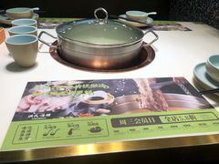 -洪氏嗨捞·猪肚鸡火锅(阳光天地店)