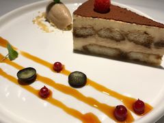 传统提拉米苏配咖啡冰霜-燃扒房Steakhouse(皇庭店)